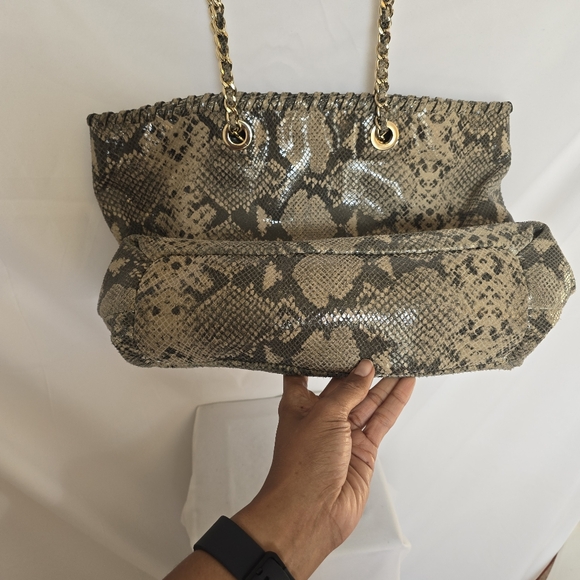 Tory Burch snake print soft tote - Picture 3 of 8